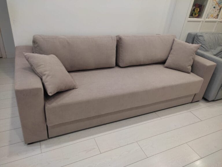 5355131972923100437